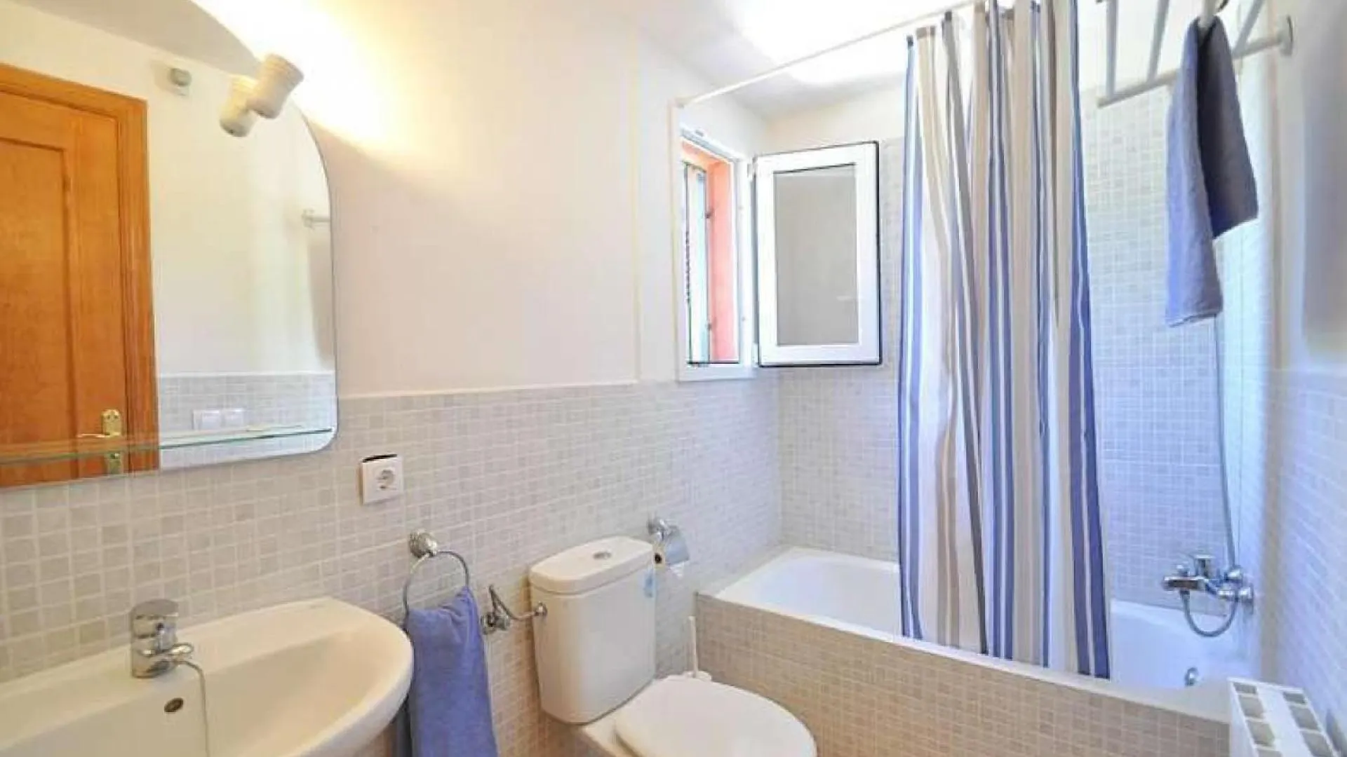 Ferienhaus Mit Privatpool Fuer 8 Personen Ca 150 Qm In Cala Pi, Mallorca Suedkueste Von Mallorca 루크마호르 펜션